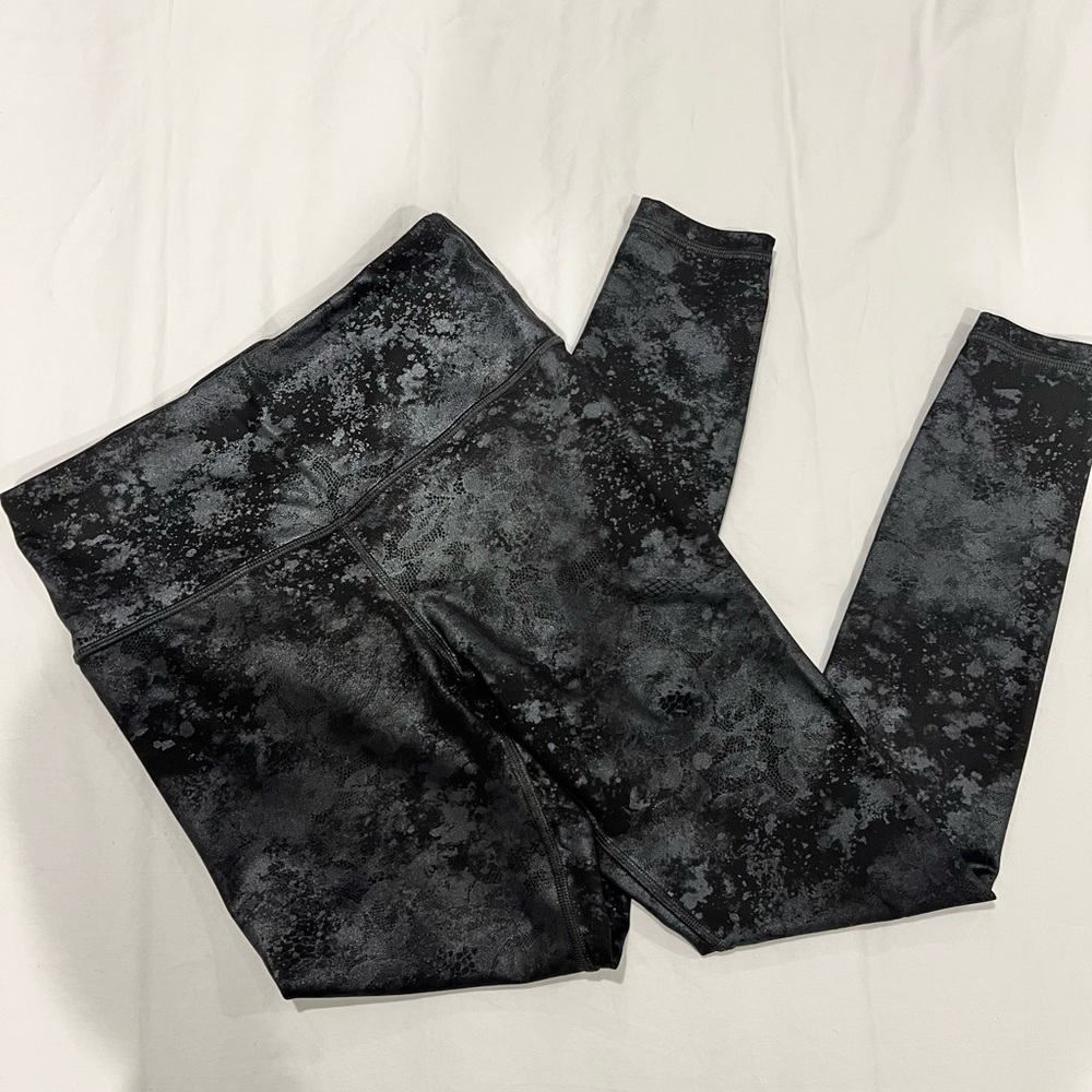 Athleta elation misty lace foil tight size XS